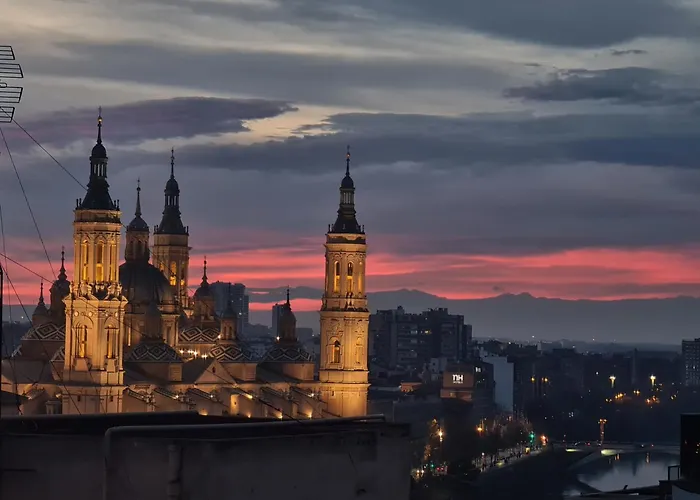 Apartamento El Mirador Del Pilar - Parking Y Vistas A La Basílica Saragoça